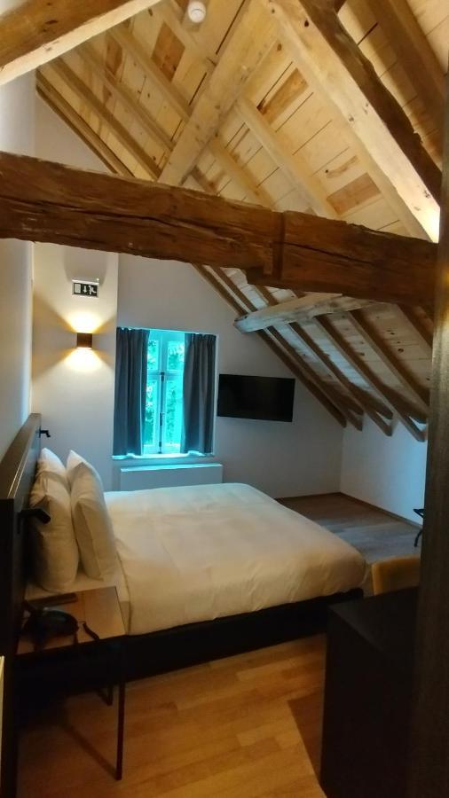 Hotel Kronacker Тиенен/Тийнен Екстериор снимка
