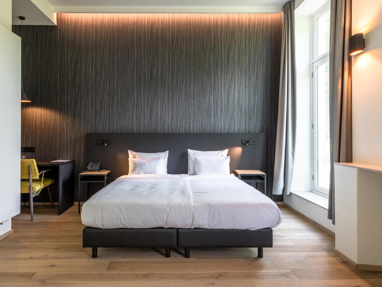 Hotel Kronacker Тиенен/Тийнен Екстериор снимка